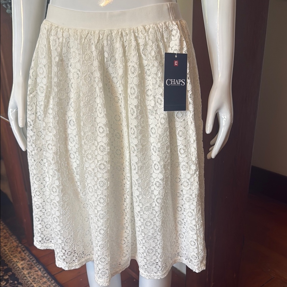 NWT size small Chaps Women's Cream Lace Skirt